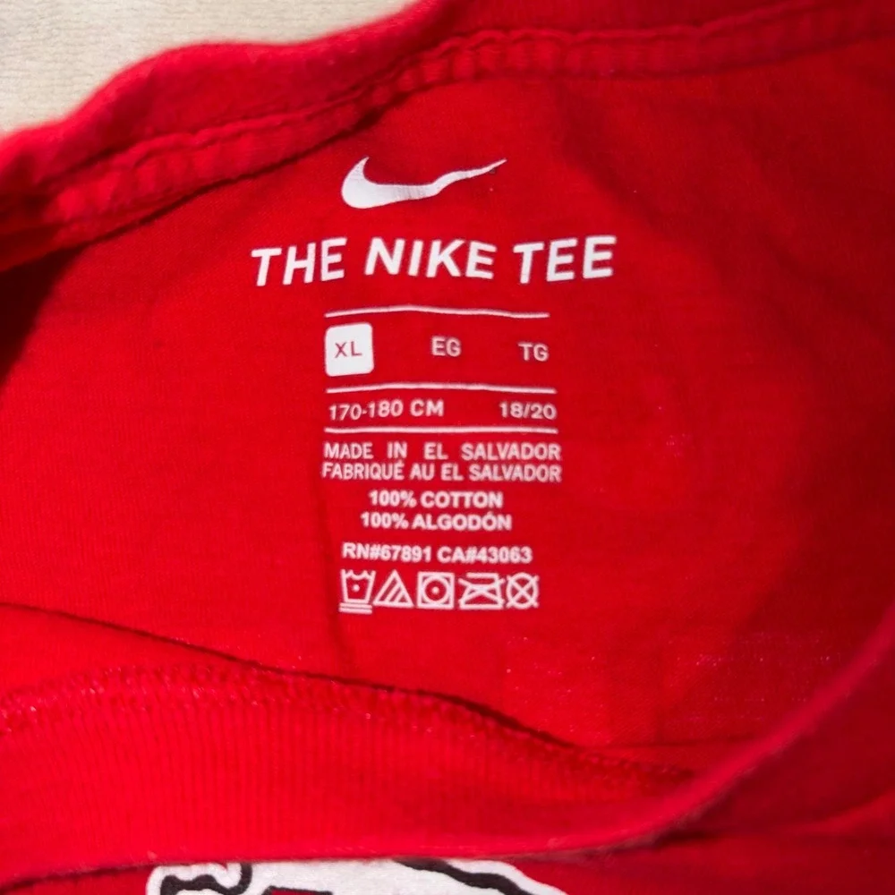 Nike Kansas City Chiefs Travis Kelce 87 Red Youth XL T-Shirt Boys Kids NFL Tee